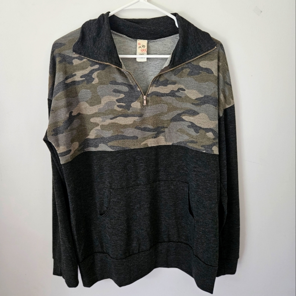 Camo Pullover